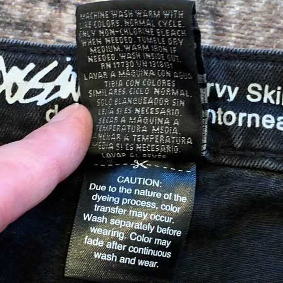 Mossimo Curvy Skinny Power Stretch black jeans 2L - Picture 5 of 7